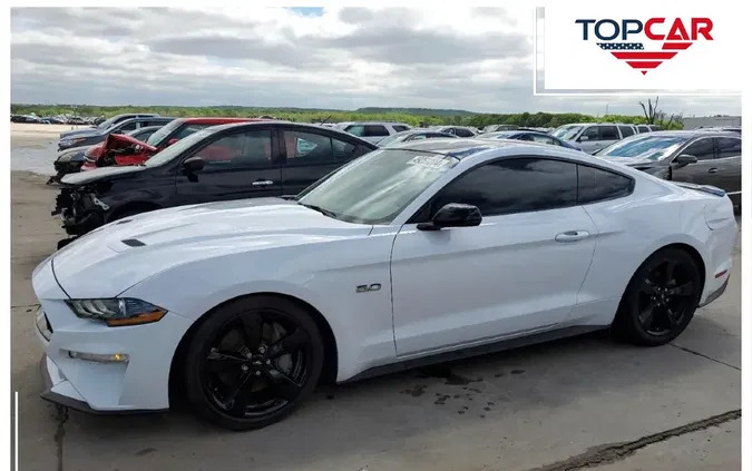 samochody osobowe Ford Mustang cena 96000 przebieg: 13668, rok produkcji 2022 z Żabno